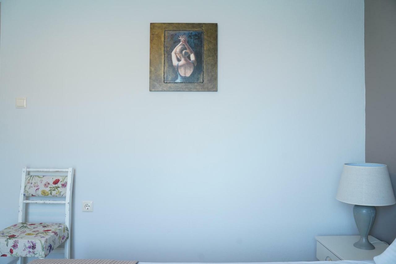 Ingreen Apartment Potamia  Bagian luar foto